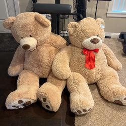 Cute Giant Stuffed Bears