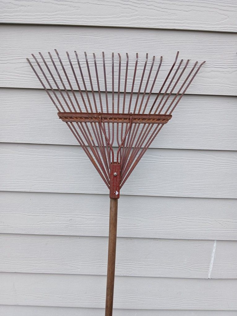 Metal Grass Rake