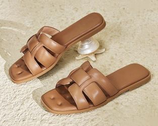 Women’s Slip Size 9 Brown