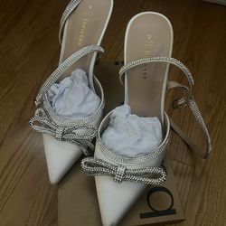 White Sparkly  Bow Heel 