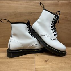 Brand New Dr. Martens Ankle Boots in White Leather