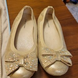 Stuart Weitzman Girls Flats Size 2 Shoes