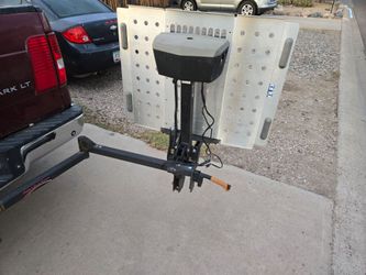 Wheelchair lift