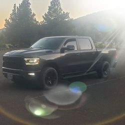 2019-2024 Ram 1500 Oem Headlights 