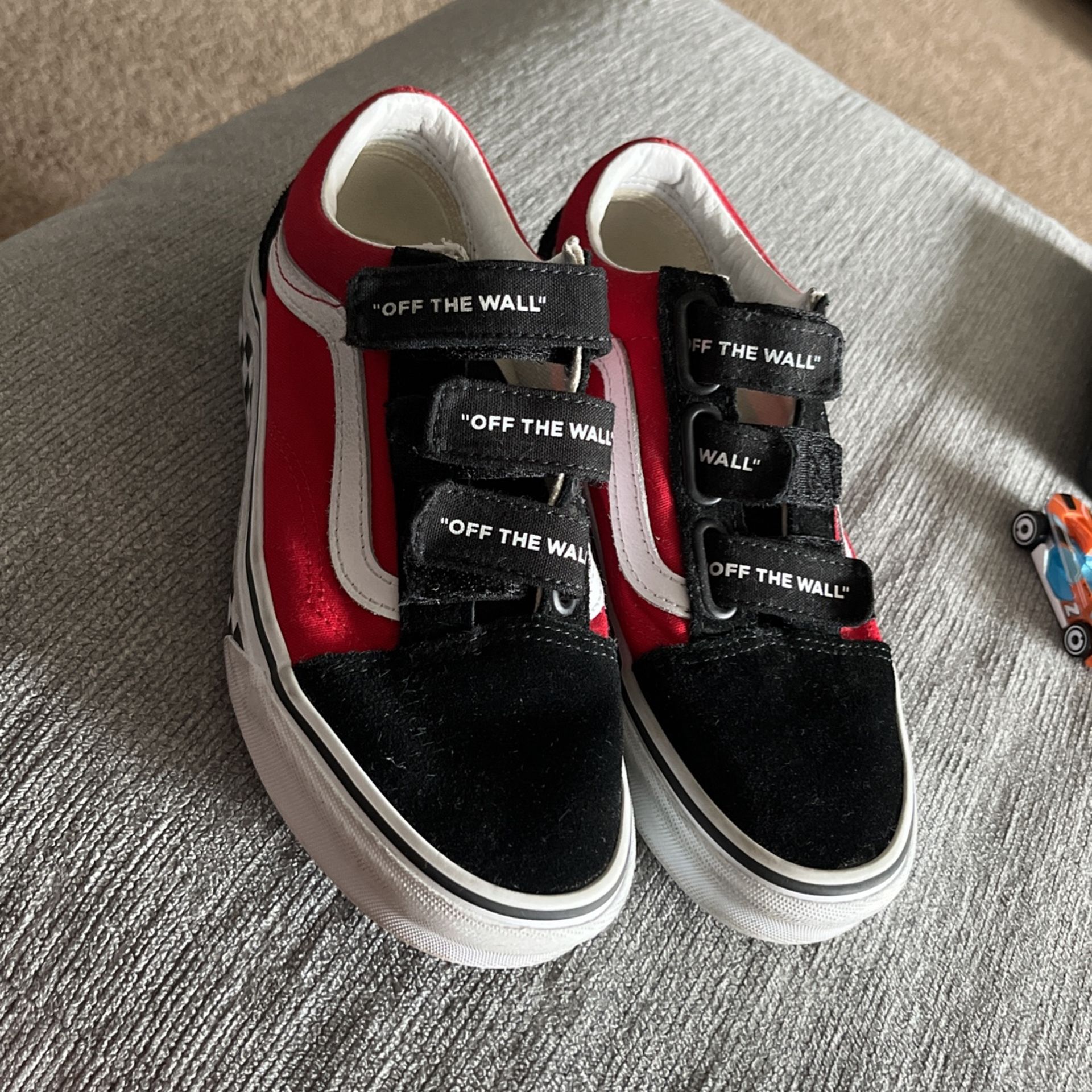 Used Vans Kid Size 4 