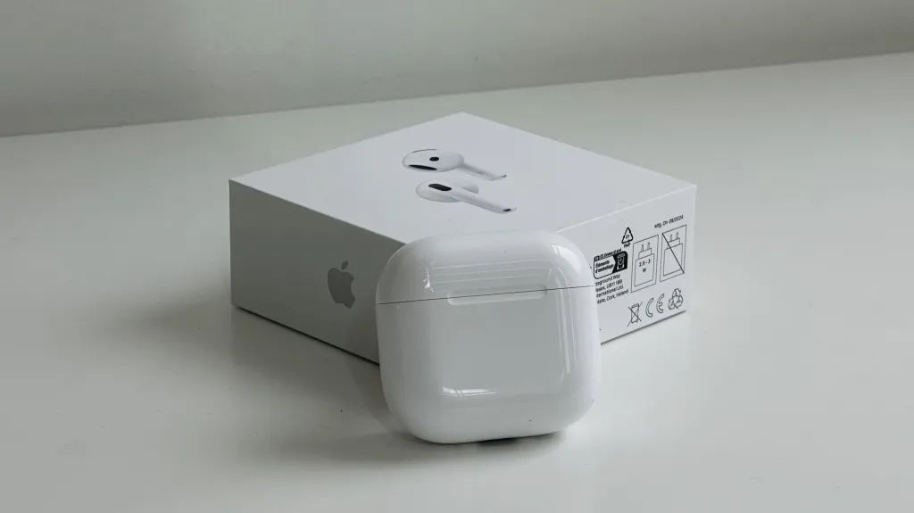 AirPods 4 (With active noise cancellation)