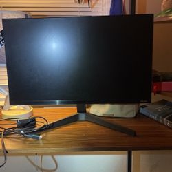 SAMSUNG GAMING Monitor