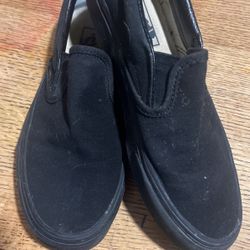 Black Vans 5 M/ 6.5 W 