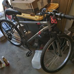 $50 COME GET THIS BIKE