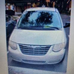 2007 Chrysler Town & Country