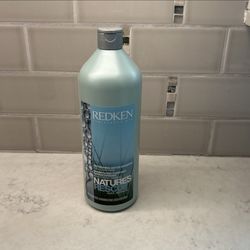 Redken Shampoo Nature’s Rescue 33.8 oz