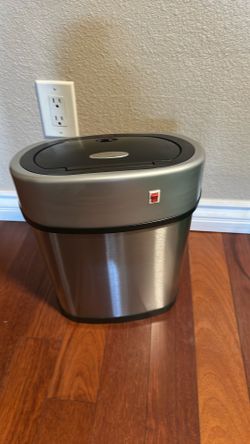 2 gallons automatic trash can