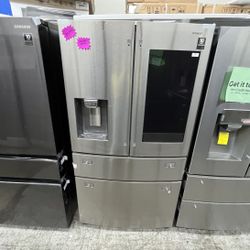 SAMSUNG COUNTERDEPTH FAMILY HUB REFRIGERATOR