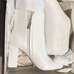  white Marc Fisher ankle boots, 