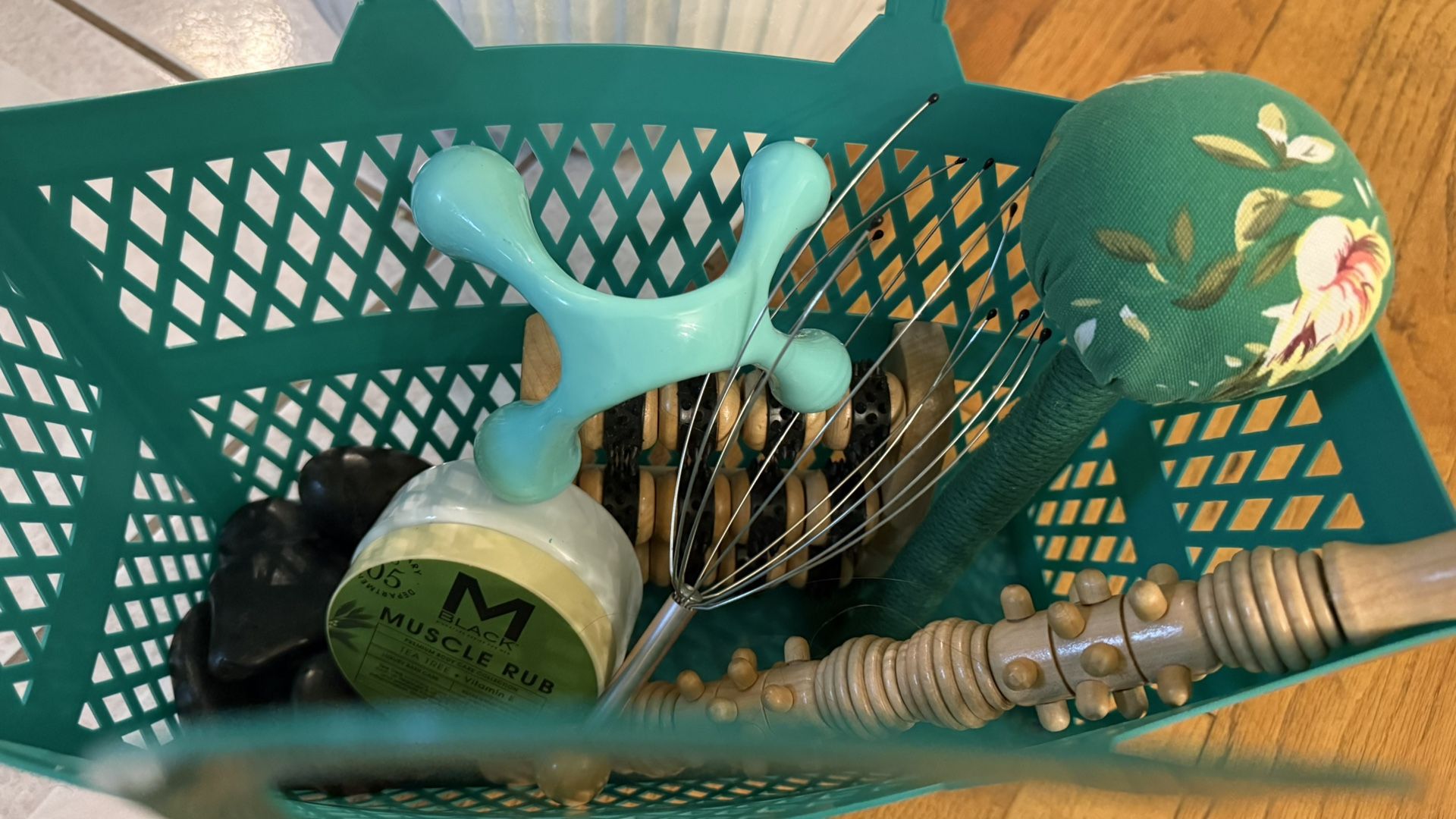 Massage Basket 