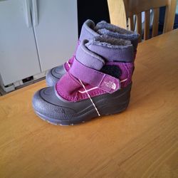 Kid's Size 9 North Face Kids Boots