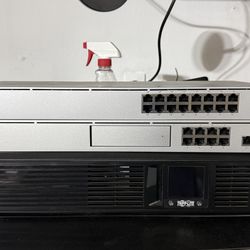 Ubiquiti UDM Pro/ USW Poe switch /Tripplite UPS