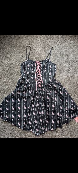 Floral Front Lace Up Dress 