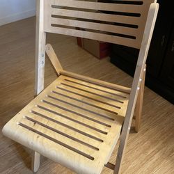 IKEA Wooden Folding Chairs Set Of 4 