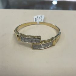 Diamond Bangle Bracelet 14kt 34.7 Grms 
