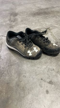 Youth Baseball Cleats- Size 2
