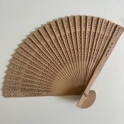 Chinese hand fan [ New - Open Boxed]