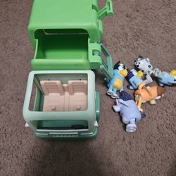 Bluey Trash Truck 