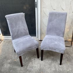 2 chairs both for 5