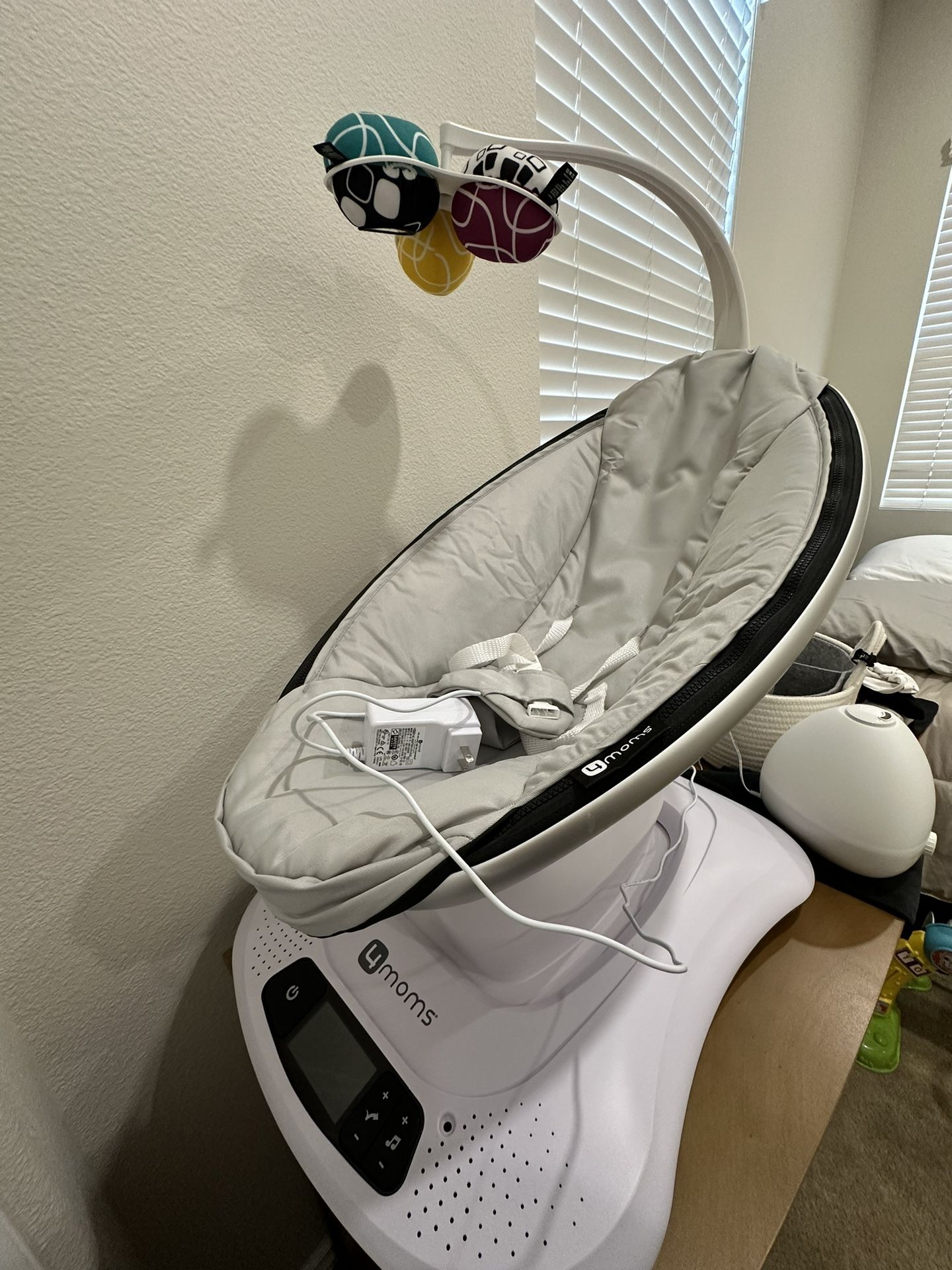 4moms Mamaroo Swing