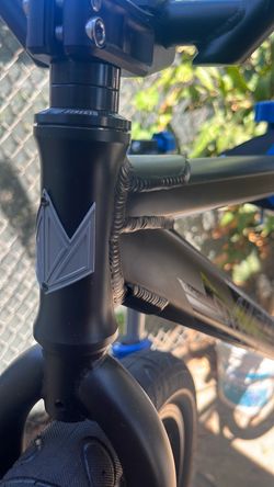 Throne goon 29er frame