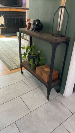 Narrow Entry Table