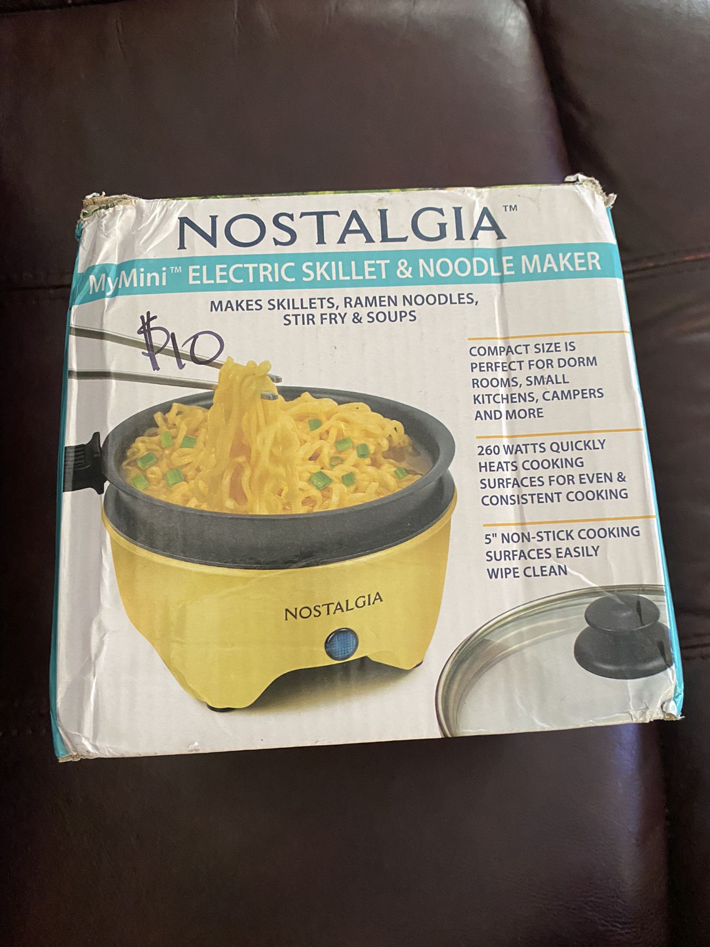 Nostalgia Mymini Electric Skillet & Noodle Maker for Sale in Palmdale, CA -  OfferUp