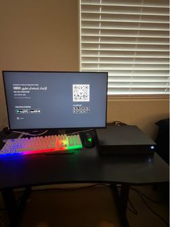 Xbox One X (1TB)
