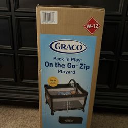 Graco On the Go Zip Playard