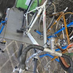 Specialized Allez 58cm.   100 Bucks .  As Is