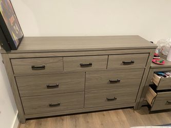 Dresser need gone (offers)
