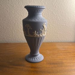 Wedgewood fluted Vase 