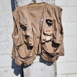 Eagle Claw Fishing Vests