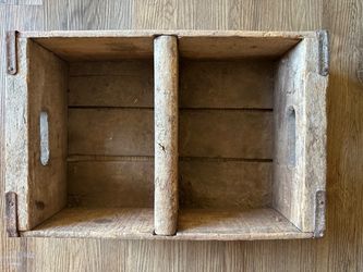 #105 Vintage Wooden Coca-Cola Crate with Divider