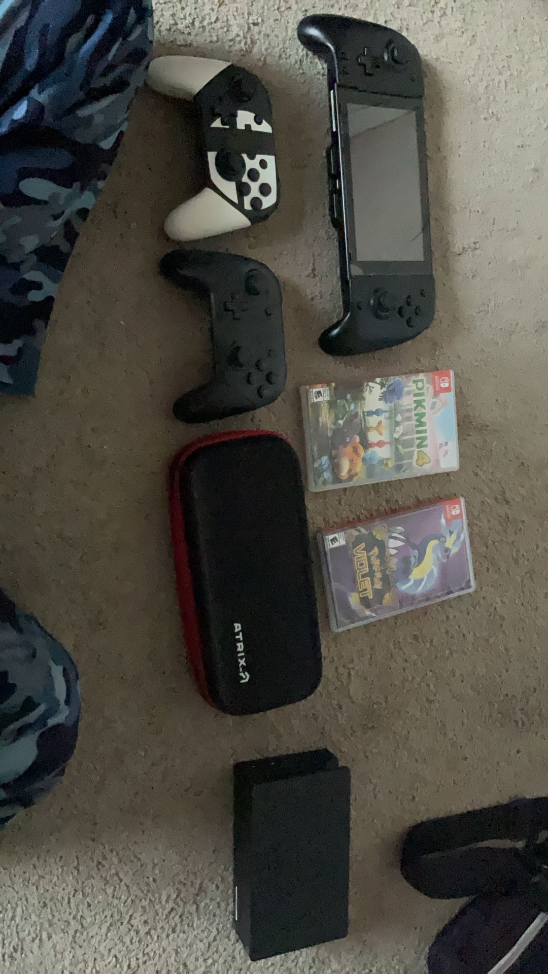 Selling Nintendo Switch And Two Games