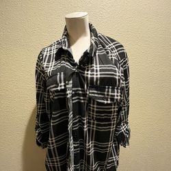 Plaid Long sleeves ( will sell together or just 1 ) 