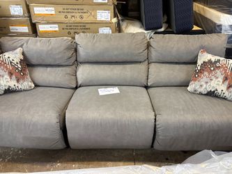 Lazy Boy 3 Pc  power reclining Sofa  $600 Can Deliver