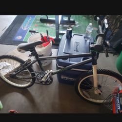 Free Agent BMX Bike