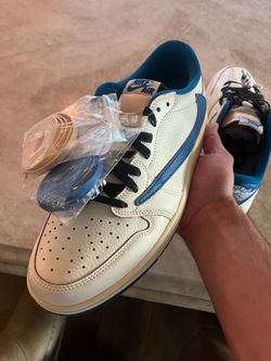 Travis Scott Jordan 1 Fragment