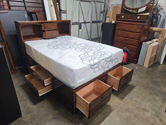 Queen bed and mattress