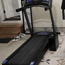Horizon T101 Treadmill 