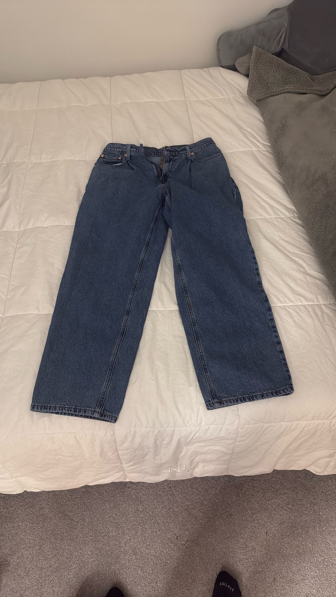 Levis baggy pants