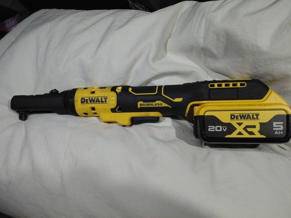 Dewalt Ratchet And Battery
