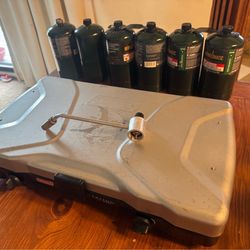 Coleman 2 burner - with 6 tanks