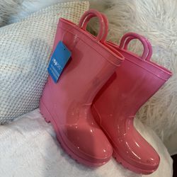 Brand New (with slight exception) Zoogs Waterproof Pink Rain boots 